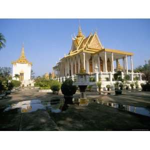   Royal Palace, Phnom Penh, Cambodia Giclee Poster Print