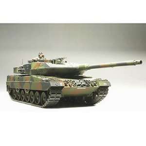  Tamiya 1/35 Leopard 2 A6 Main Battle Tank TAM35271 Toys & Games